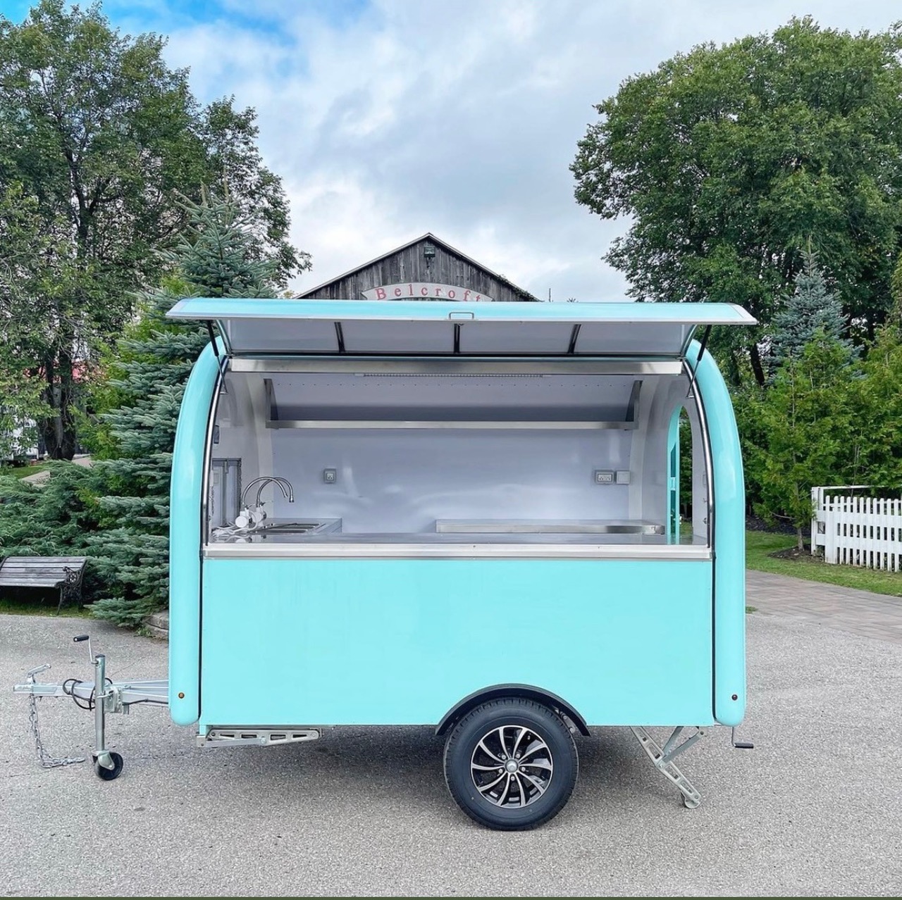 vintage style mobile margarita bar wagon